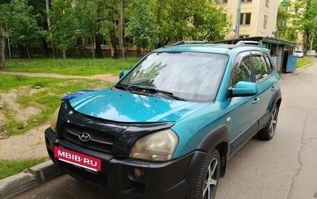 Hyundai Tucson III, 2004 год, 750 000 рублей, 2 фотография