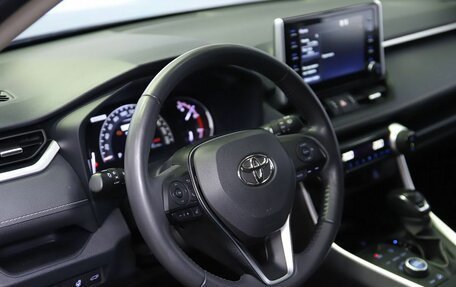 Toyota RAV4, 2021 год, 3 150 000 рублей, 14 фотография