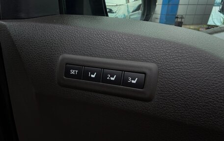 Toyota Alphard III, 2012 год, 1 997 000 рублей, 30 фотография