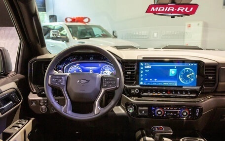 Chevrolet Silverado, 2025 год, 13 198 000 рублей, 21 фотография