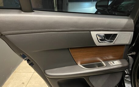 Jaguar XF I рестайлинг, 2013 год, 1 700 000 рублей, 22 фотография