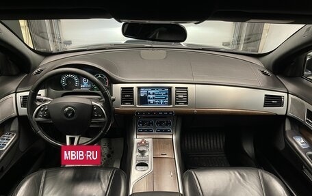 Jaguar XF I рестайлинг, 2013 год, 1 700 000 рублей, 24 фотография