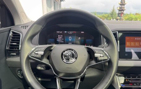 Skoda Karoq I, 2022 год, 2 093 000 рублей, 11 фотография