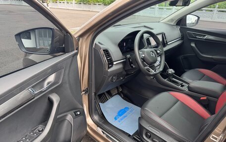 Skoda Karoq I, 2022 год, 2 093 000 рублей, 21 фотография