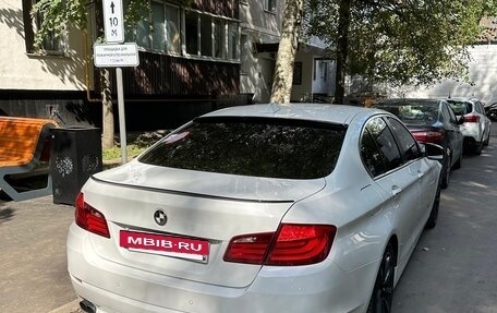 BMW 5 серия, 2012 год, 2 200 000 рублей, 4 фотография