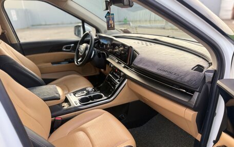 KIA Carnival, 2020 год, 3 100 000 рублей, 26 фотография