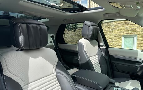Land Rover Discovery IV, 2025 год, 11 980 000 рублей, 10 фотография