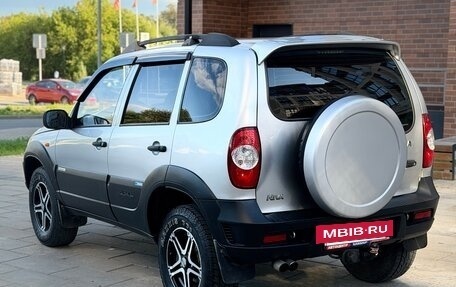 Chevrolet Niva I рестайлинг, 2011 год, 545 000 рублей, 5 фотография