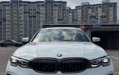 BMW 3 серия, 2022 год, 4 720 000 рублей, 4 фотография