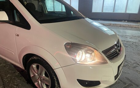 Opel Zafira B, 2013 год, 900 000 рублей, 3 фотография