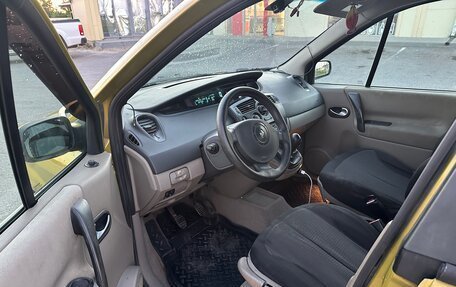 Renault Scenic III, 2004 год, 550 000 рублей, 12 фотография