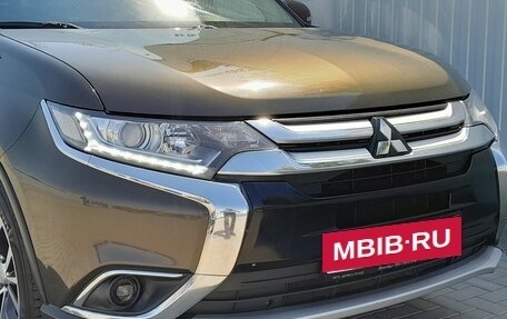 Mitsubishi Outlander III рестайлинг 3, 2018 год, 1 849 000 рублей, 10 фотография