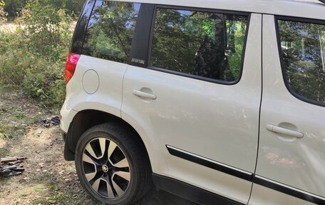 Skoda Yeti I рестайлинг, 2015 год, 1 250 000 рублей, 18 фотография