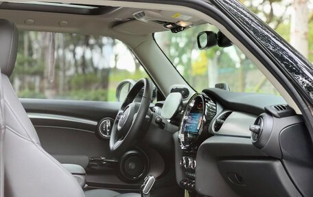 MINI Hatch, 2022 год, 2 150 000 рублей, 13 фотография