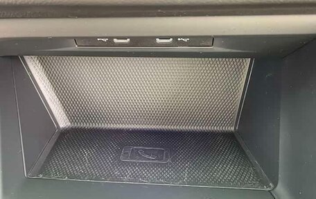 Volkswagen Golf VIII, 2023 год, 2 000 000 рублей, 14 фотография