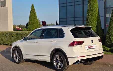 Volkswagen Tiguan II, 2019 год, 3 600 000 рублей, 6 фотография