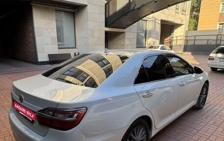 Toyota Camry, 2016 год, 1 570 000 рублей, 2 фотография