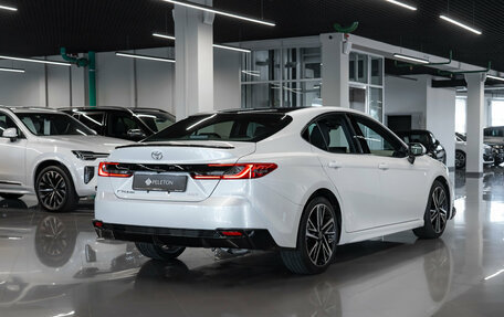 Toyota Camry, 2024 год, 4 000 000 рублей, 4 фотография