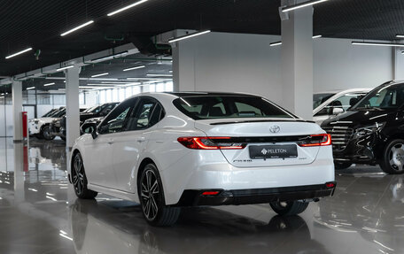 Toyota Camry, 2024 год, 4 000 000 рублей, 5 фотография