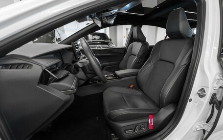 Toyota Camry, 2024 год, 4 000 000 рублей, 9 фотография