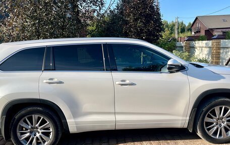 Toyota Highlander III, 2014 год, 2 950 000 рублей, 3 фотография