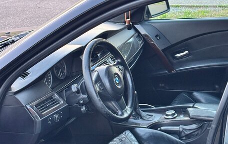 BMW 5 серия, 2004 год, 700 000 рублей, 7 фотография
