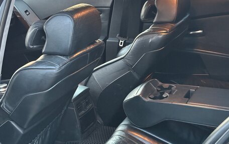 BMW 5 серия, 2004 год, 700 000 рублей, 8 фотография
