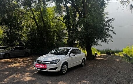 Opel Astra H, 2013 год, 750 000 рублей, 3 фотография