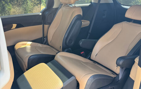 KIA Carnival, 2020 год, 4 900 000 рублей, 13 фотография