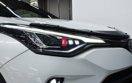 Toyota C-HR I рестайлинг, 2020 год, 2 250 000 рублей, 6 фотография