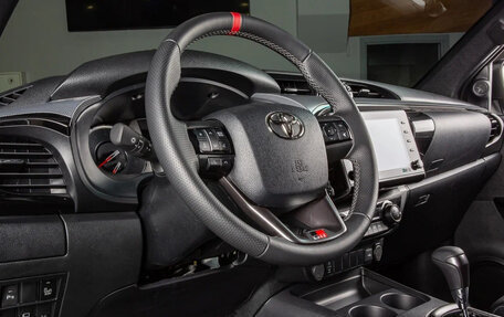 Toyota Hilux VIII, 2025 год, 8 798 000 рублей, 9 фотография