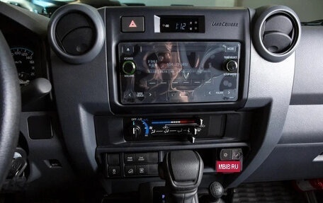 Toyota Land Cruiser 70, 2025 год, 9 900 000 рублей, 9 фотография