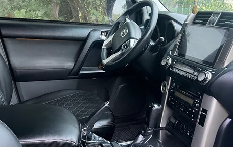 Toyota Land Cruiser Prado 150 рестайлинг 2, 2012 год, 2 500 000 рублей, 8 фотография