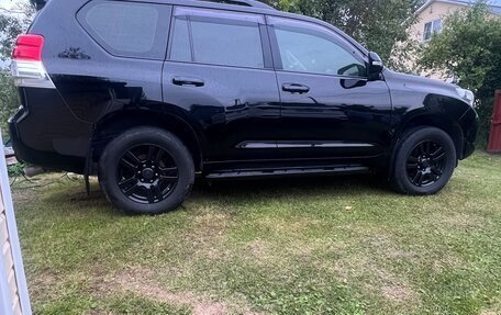 Toyota Land Cruiser Prado 150 рестайлинг 2, 2012 год, 2 500 000 рублей, 10 фотография