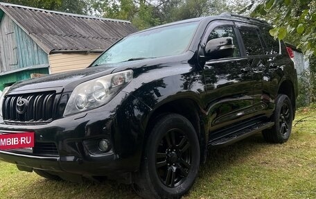 Toyota Land Cruiser Prado 150 рестайлинг 2, 2012 год, 2 500 000 рублей, 6 фотография
