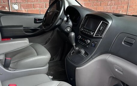 Hyundai Grand Starex Grand Starex I рестайлинг 2, 2019 год, 2 800 000 рублей, 5 фотография