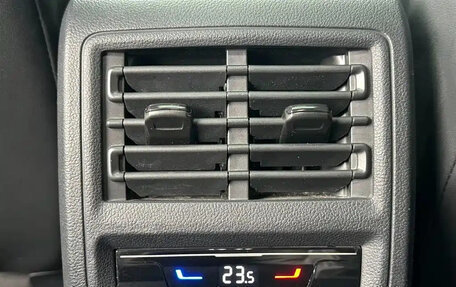 Volkswagen Golf VIII, 2022 год, 2 200 000 рублей, 16 фотография