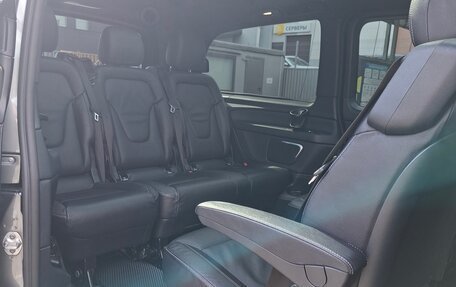 Mercedes-Benz V-Класс, 2020 год, 4 500 000 рублей, 11 фотография