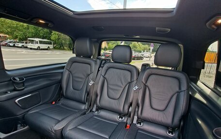 Mercedes-Benz V-Класс, 2020 год, 4 500 000 рублей, 15 фотография