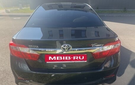 Toyota Camry, 2014 год, 1 990 000 рублей, 4 фотография
