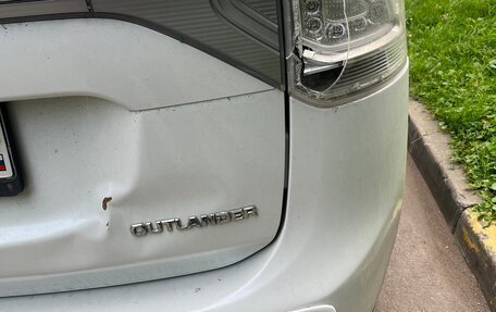 Mitsubishi Outlander III рестайлинг 3, 2014 год, 1 300 000 рублей, 5 фотография
