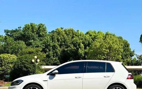 Volkswagen Golf VII, 2018 год, 1 500 000 рублей, 4 фотография