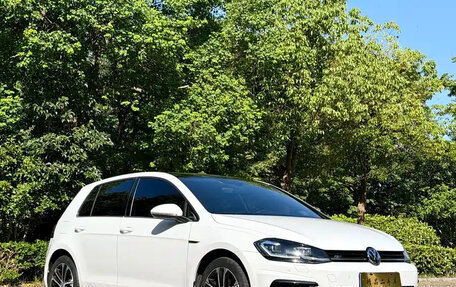 Volkswagen Golf VII, 2018 год, 1 500 000 рублей, 3 фотография