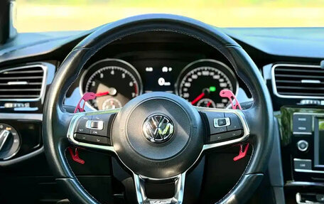 Volkswagen Golf VII, 2018 год, 1 500 000 рублей, 10 фотография