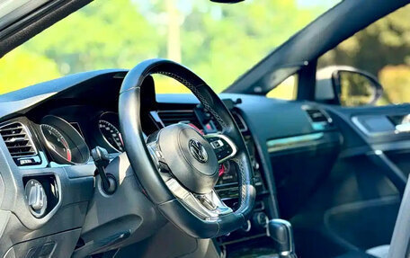Volkswagen Golf VII, 2018 год, 1 500 000 рублей, 15 фотография