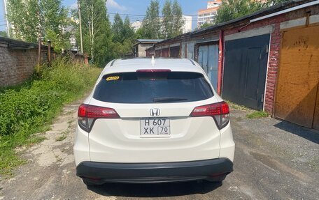 Honda Vezel, 2019 год, 1 800 000 рублей, 6 фотография