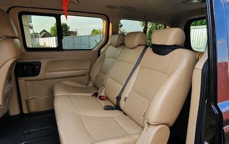 Hyundai H-1 II рестайлинг, 2017 год, 2 050 000 рублей, 6 фотография