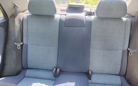 Mitsubishi Carisma I, 2000 год, 200 000 рублей, 11 фотография