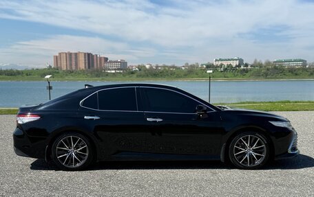 Toyota Camry, 2020 год, 2 680 000 рублей, 4 фотография