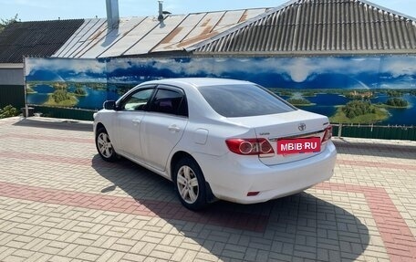 Toyota Corolla, 2012 год, 900 000 рублей, 10 фотография